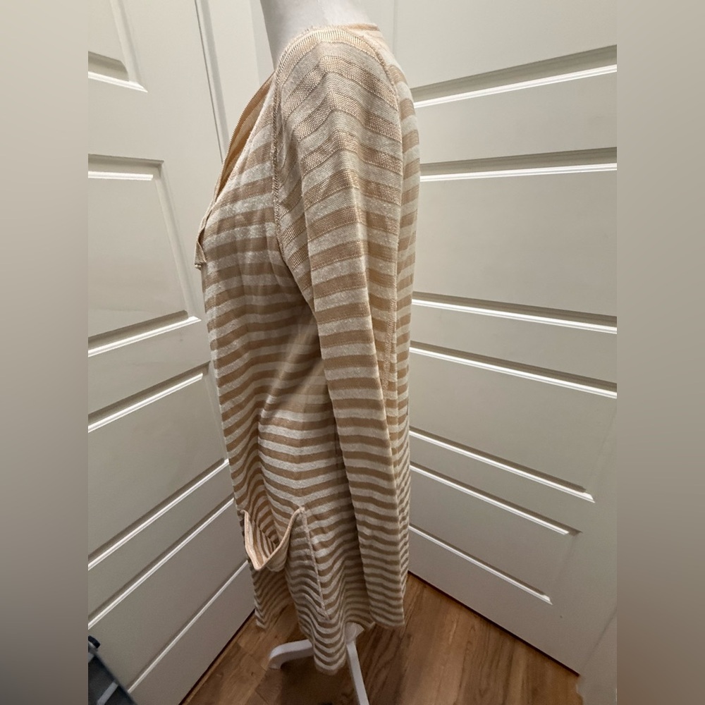 Emporio Armani. Beige Striped Open Cardigan. Size 6. - Picture 6 of 11